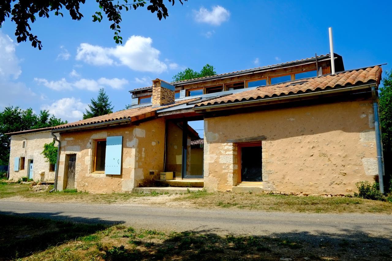 Chambres Des Forges Cellefrouin Kültér fotó